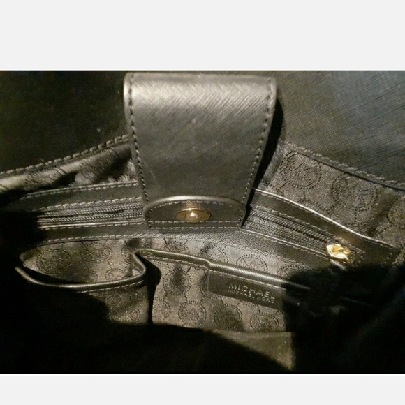 Michael Kors large - Picture 7 of 10